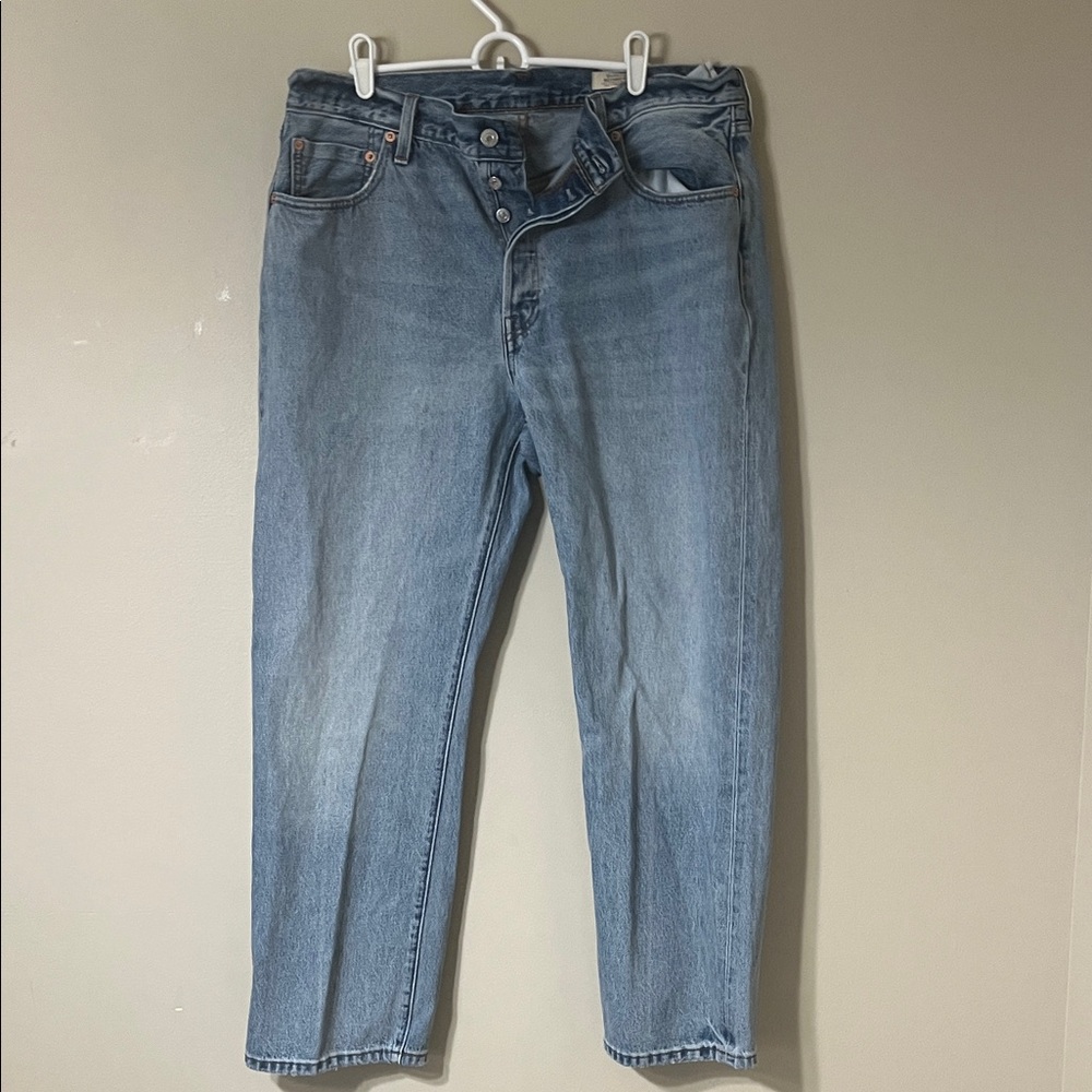 Levi's Sky Blue Relaxed Fit Jeans